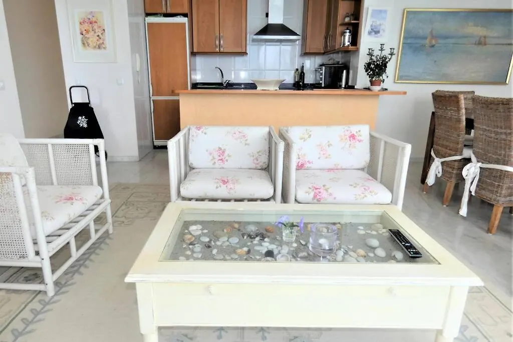 The Pearl With Private Beach Access بينالماذينا شقة