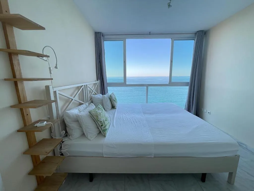 The Pearl With Private Beach Access Benalmadena